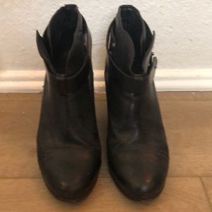 Rag and Bone short heeled boot!
